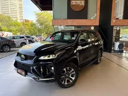 Toyota Hilux SW4
