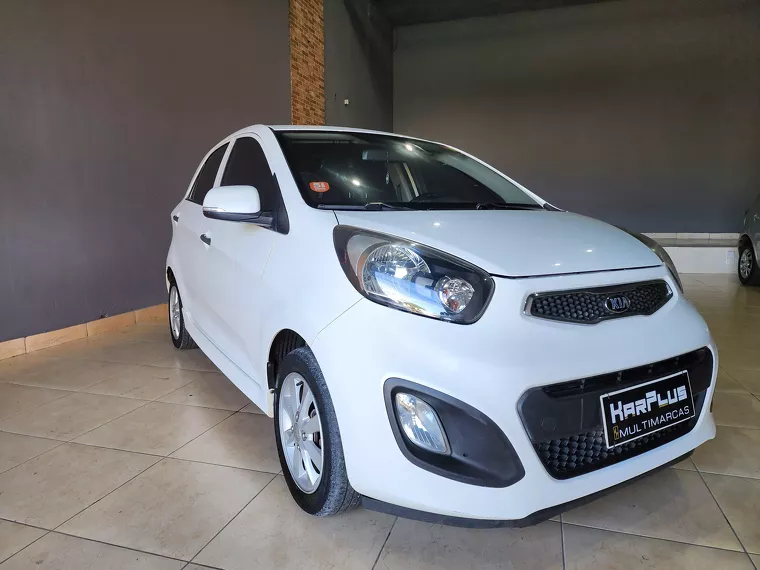 KIA Picanto Branco 2