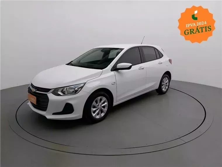 Chevrolet Onix Branco 1