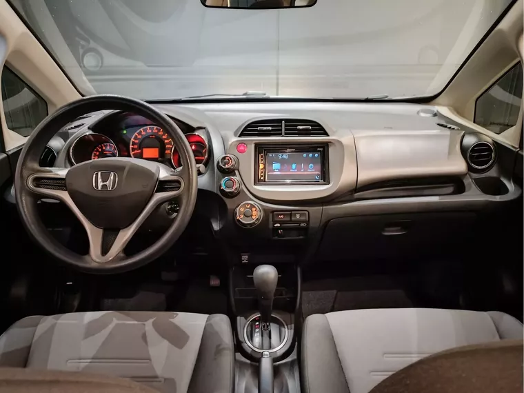 Honda FIT Branco 12