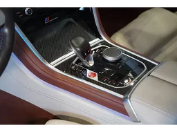 BMW M8