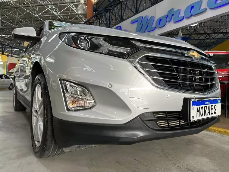 Chevrolet Equinox Prata 4