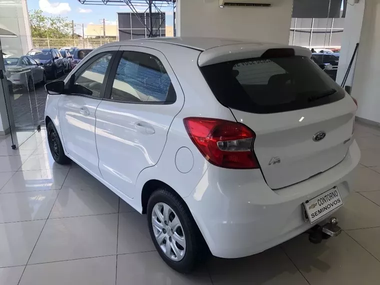 Ford KA Branco 4