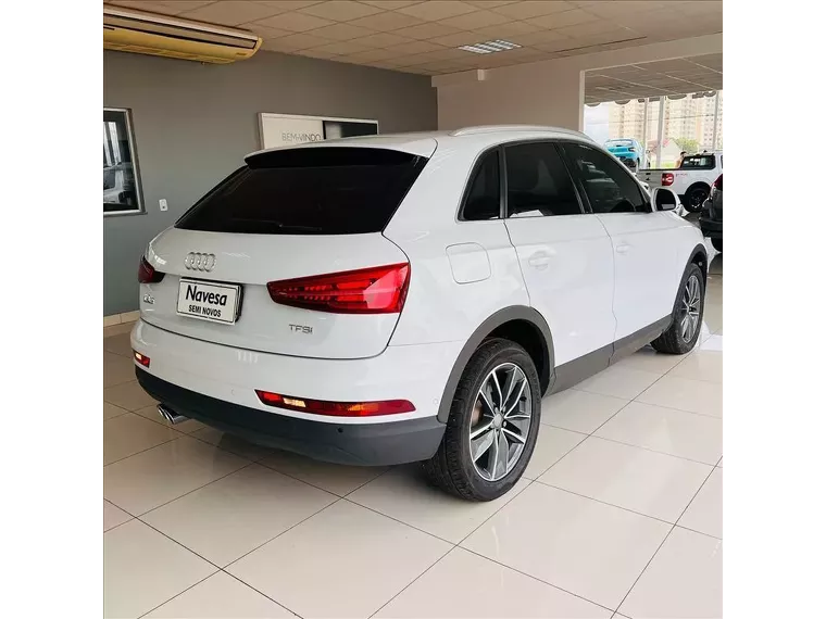 Audi Q3 Branco 4