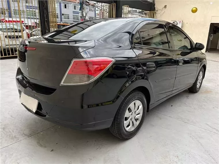 Chevrolet Prisma Preto 5