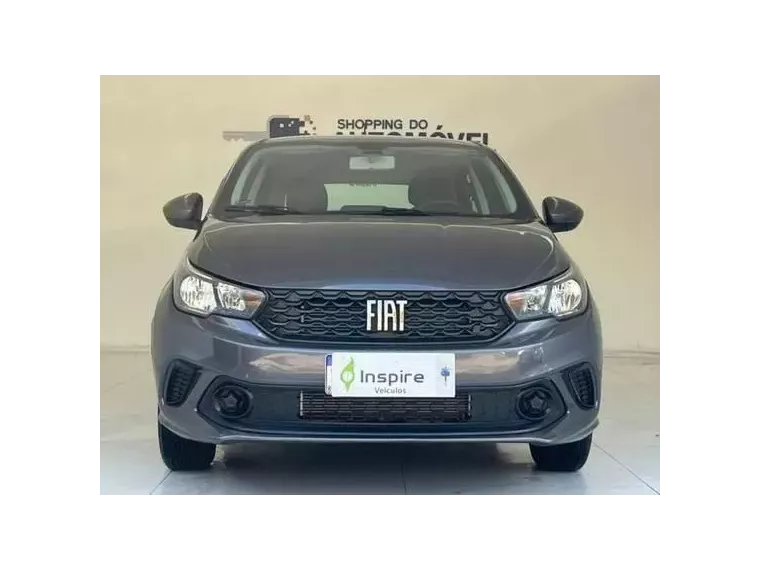 Fiat Argo Cinza 12