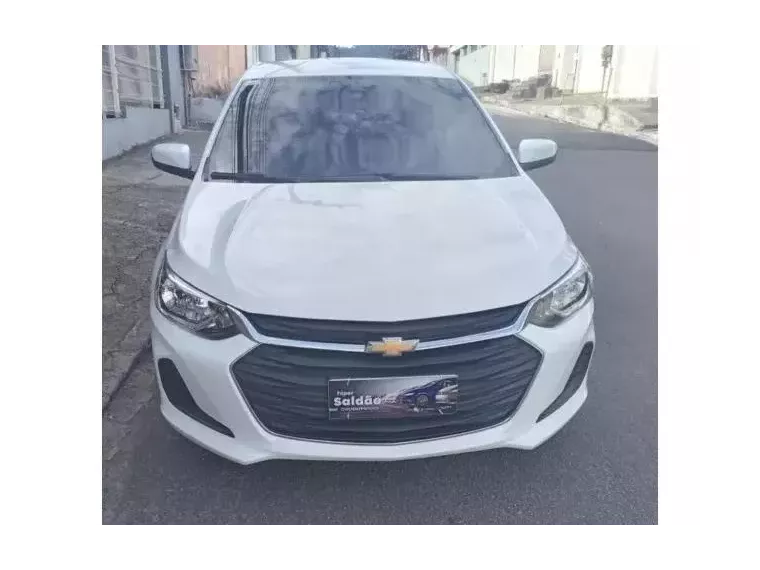 Chevrolet Onix Branco 6