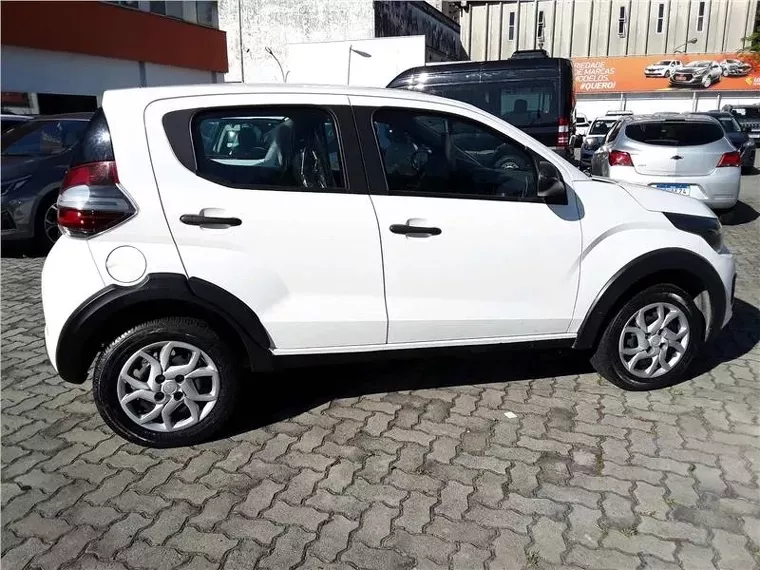 Fiat Mobi Branco 3