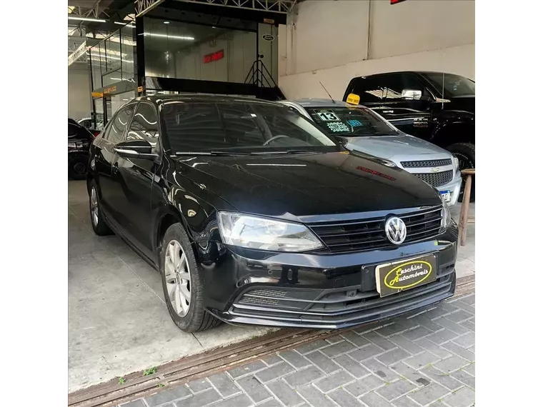 Volkswagen Jetta Preto 4