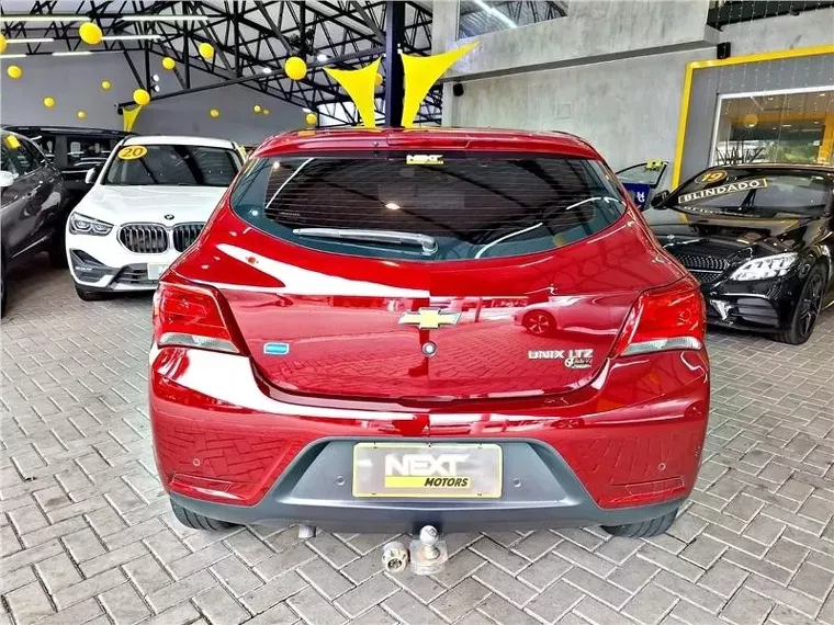 Chevrolet Onix Vermelho 11