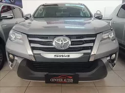 Hilux SW4