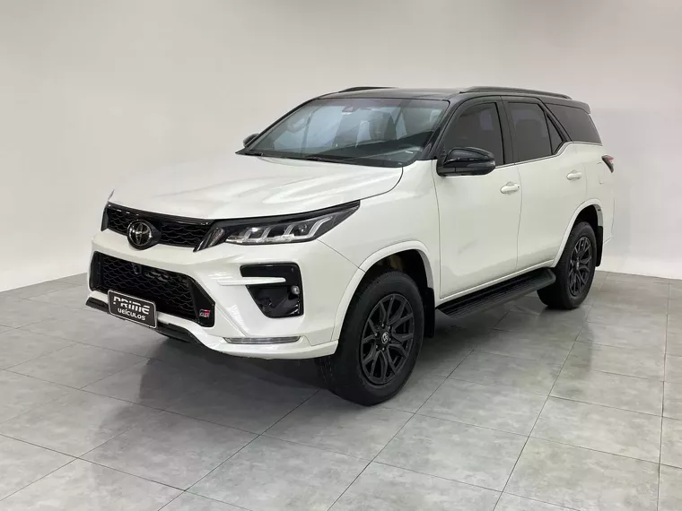 Toyota Hilux SW4 Branco 7