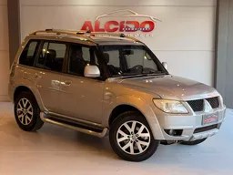 Mitsubishi Pajero TR4