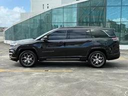Jeep Commander