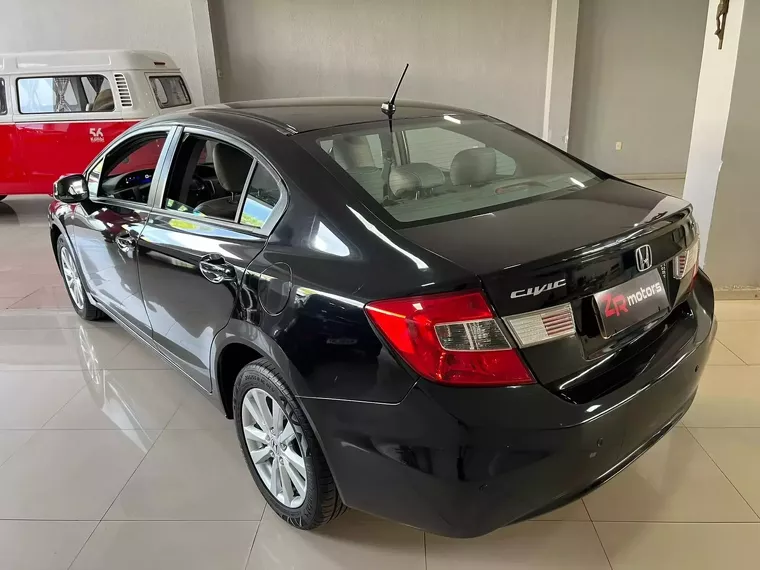 Honda Civic Preto 3