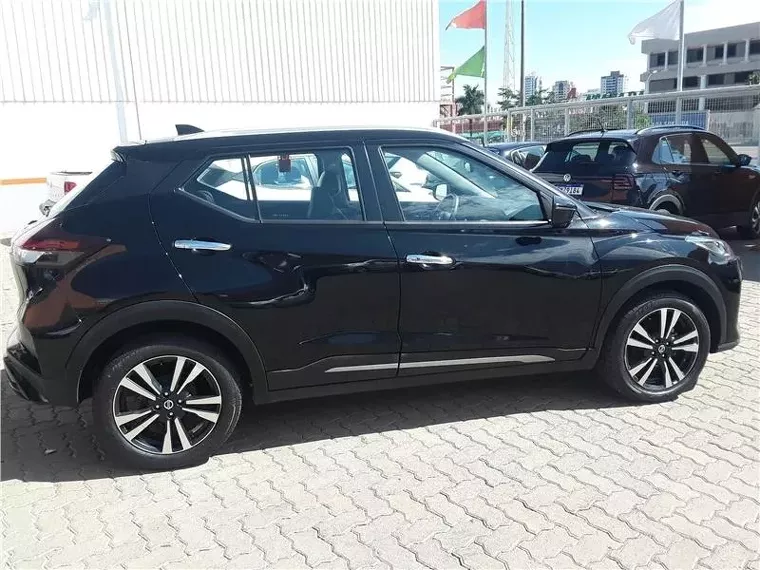 Nissan Kicks Preto 9