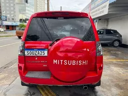 Mitsubishi Pajero TR4