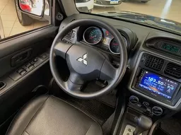 Mitsubishi Pajero TR4