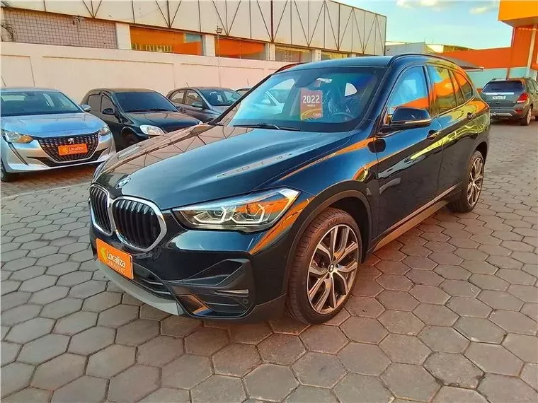 BMW X1 Preto 8