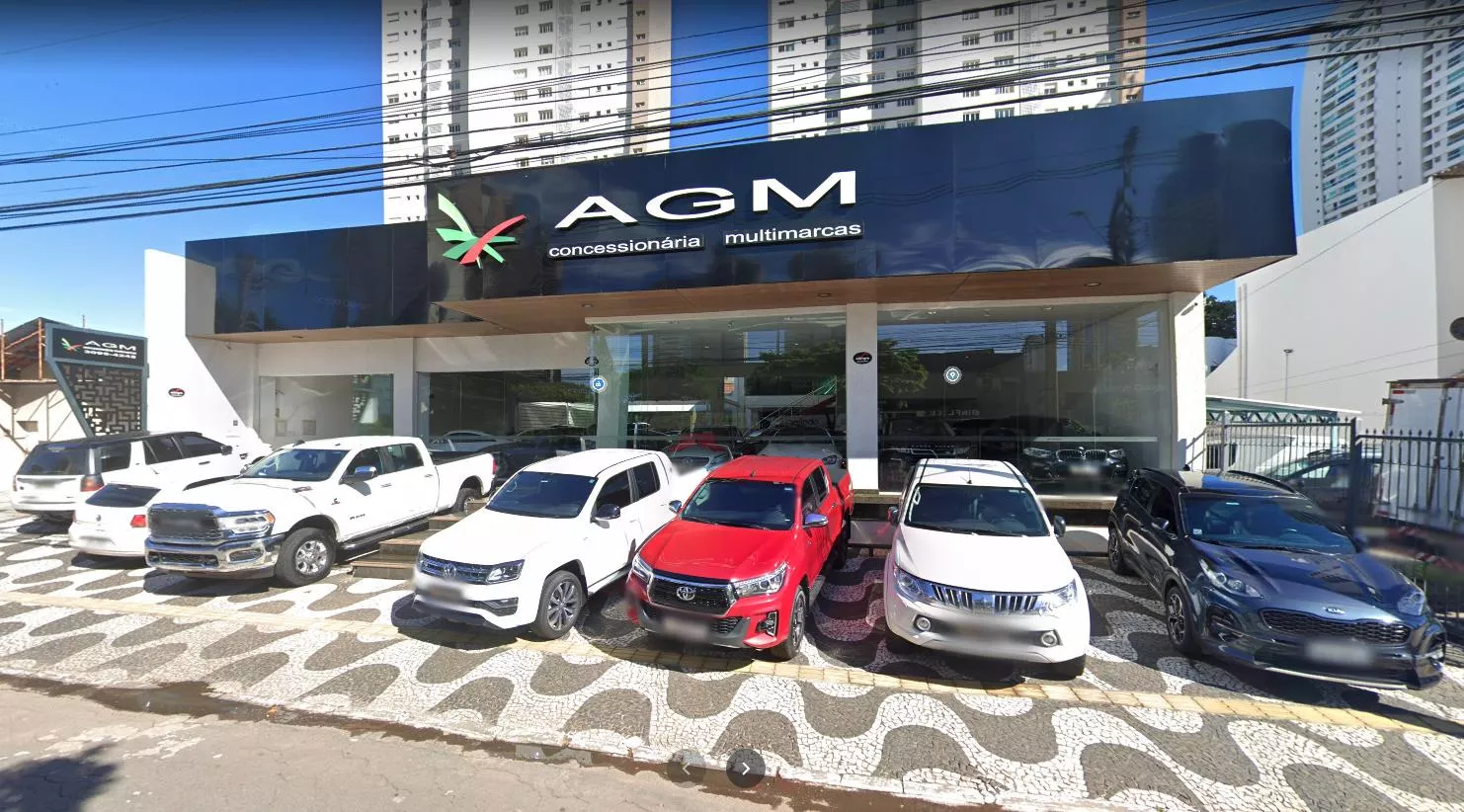 logo AGM  Multimarcas - avenida T9