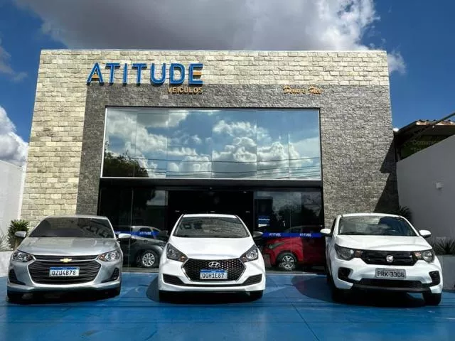 logo Atitude Veículos]