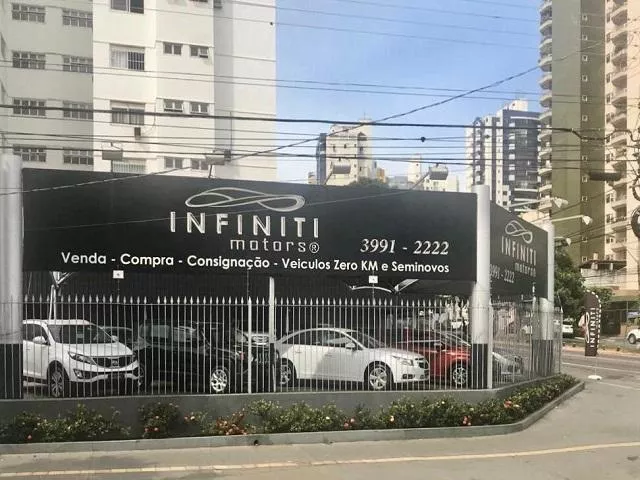 logo Infiniti Motors