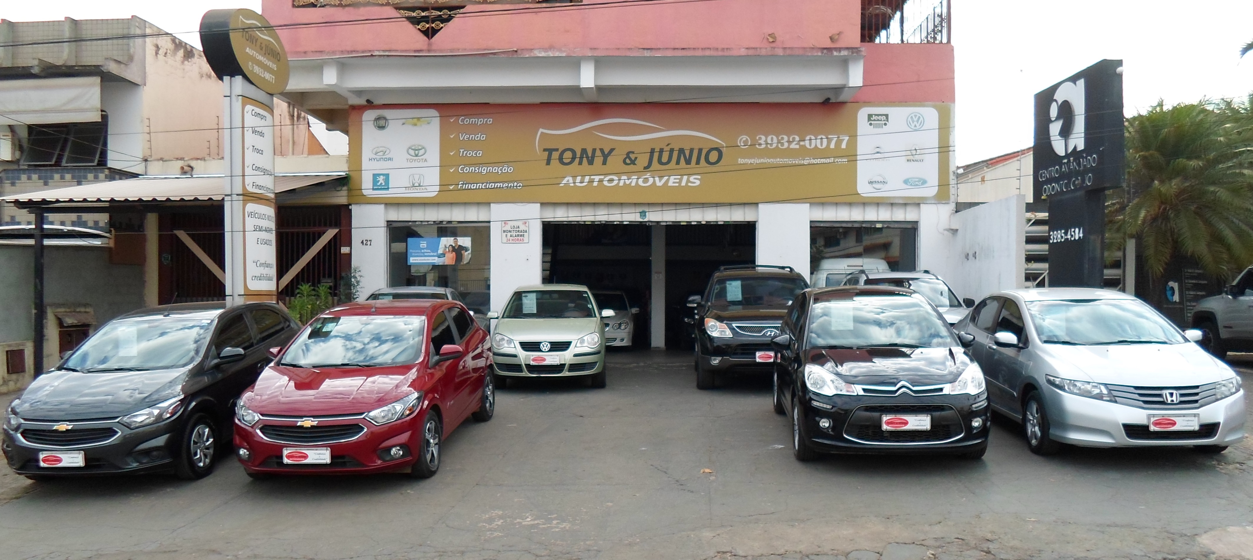Fachada Tony & Junio Automóveis