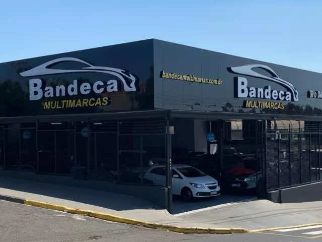 logo Bandeca Multimarcas
