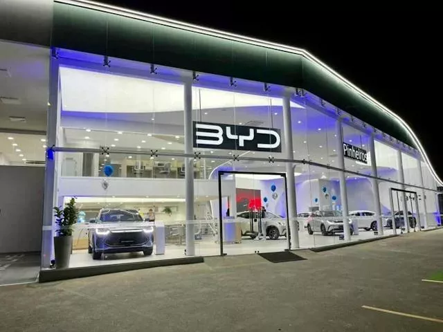 logo BYD Pinheiros Mclarty Maia