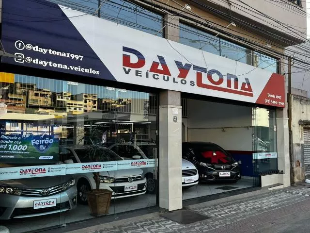 logo Daytona Veiculos