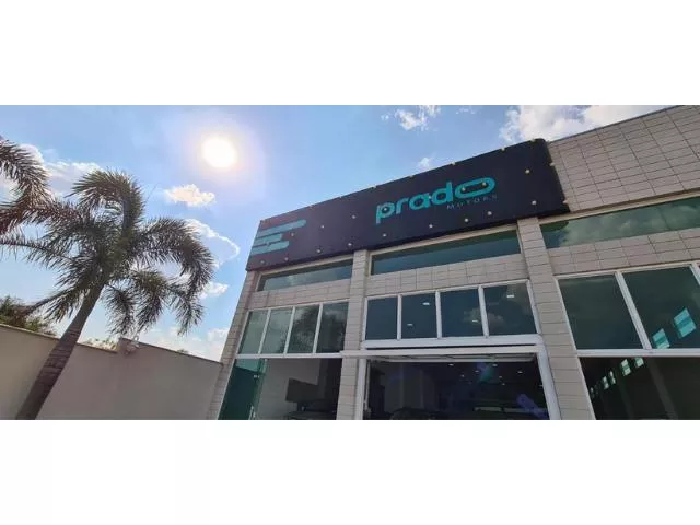 logo Prado Motors