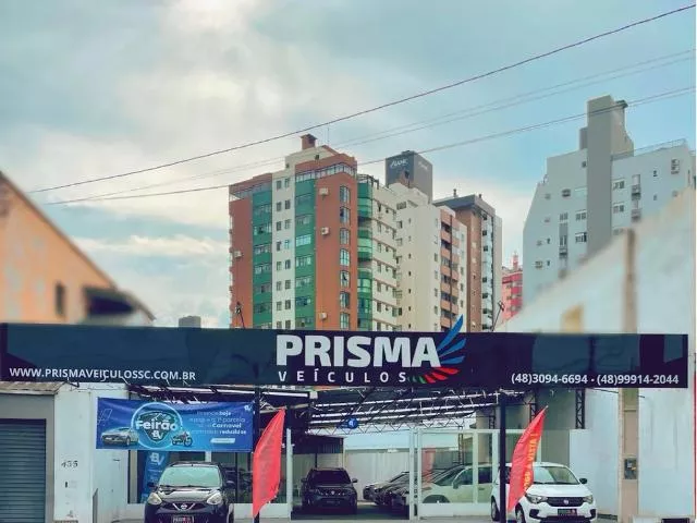 logo Prisma Veículos