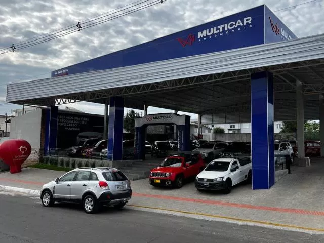 logo Multicar Automóveis