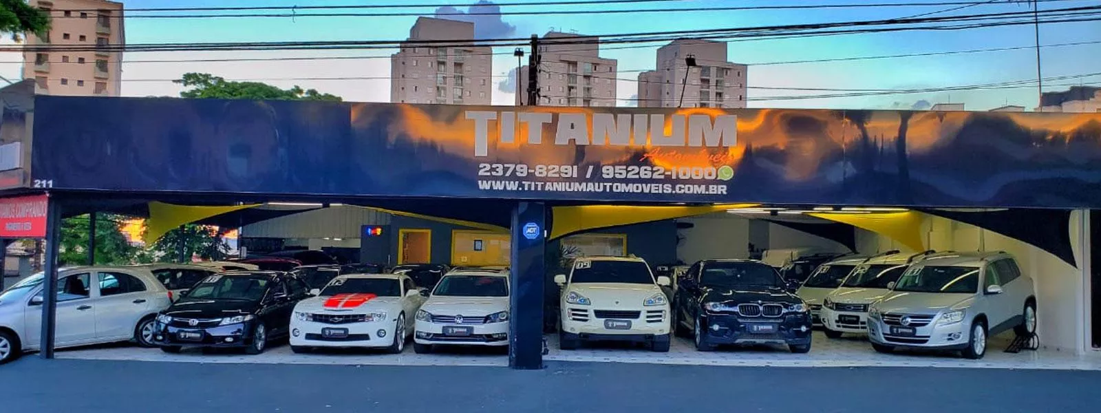 logo Titanium Automóveis