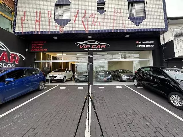 logo Vip - Car Multimarcas