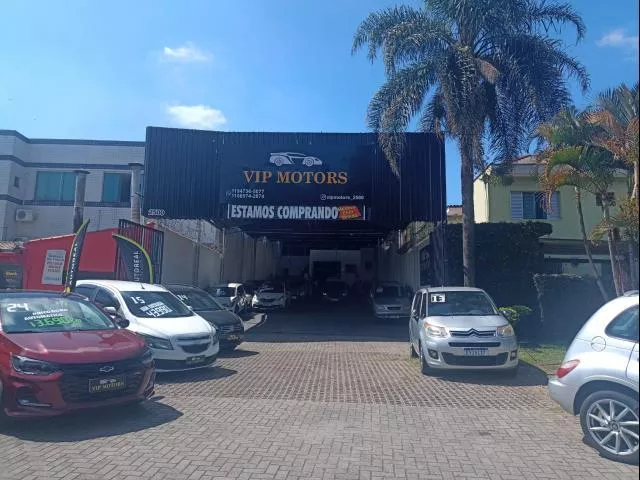 logo Vip Motors