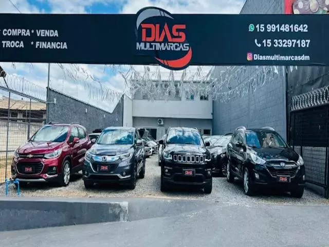 logo Dias Multimarcas
