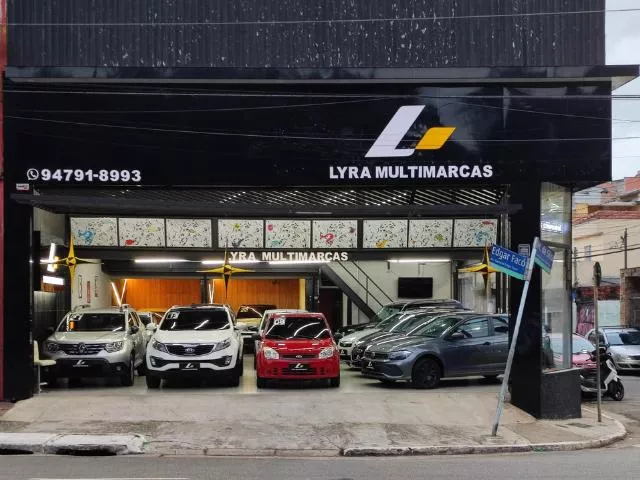 logo Lyra Multimarcas