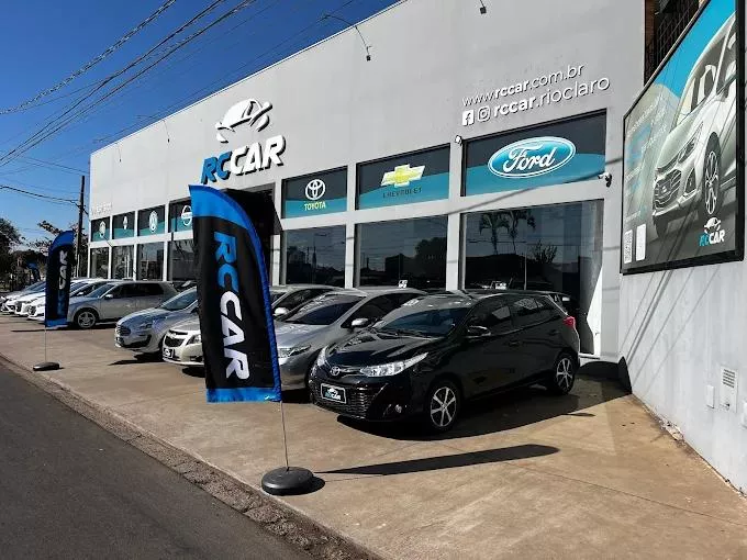 logo RCCAR RIO CLARO VEICULOS LTDA