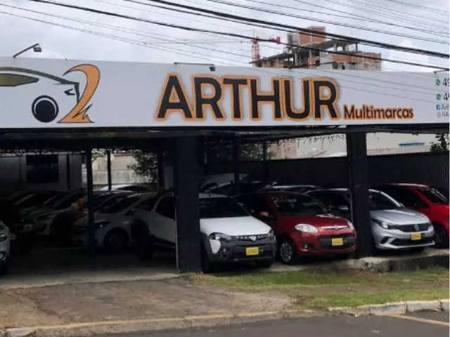 logo Arthur Multimarcas
