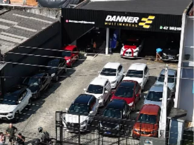 logo DANNER MULTIMARCAS