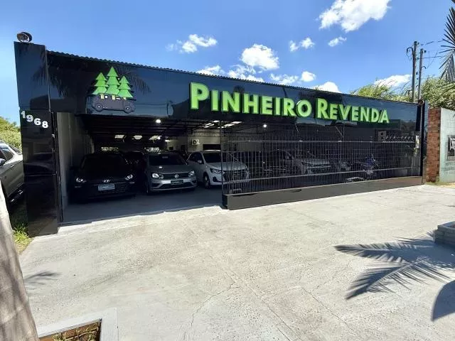 logo PINHEIRO REVENDA DE CARROS MULTI MARCAS