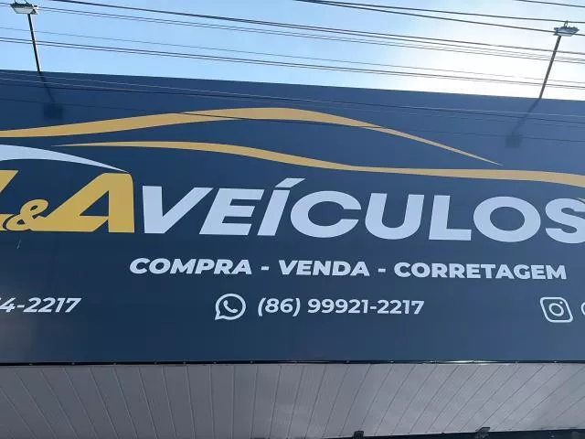 logo L & A veiculos