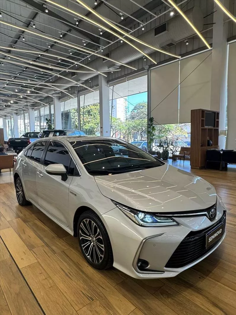 Carro Toyota Corolla 1.8 Altis Premium Hybrid 2023 - 6706245 - Goiânia - GO