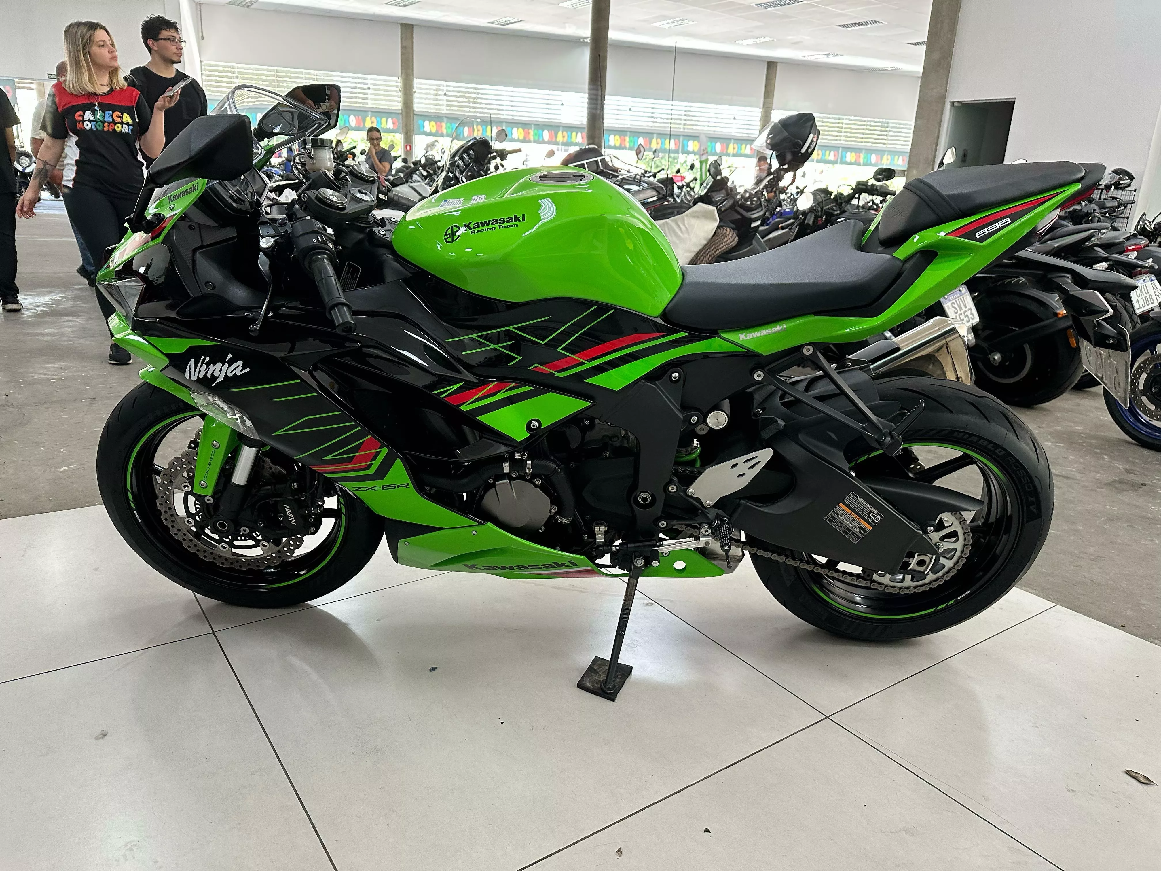 Moto Kawasaki Ninja ZX-6R 636 ABS - 2024 - 756425 - Rio Claro SP
