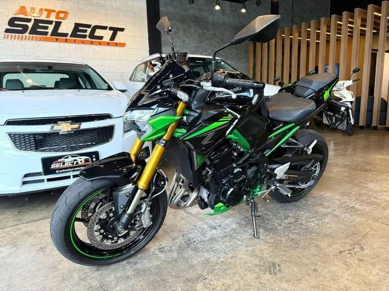 Moto Kawasaki Z 900 RS - 2022 - 759283 - Londrina PR | Moto.com.br