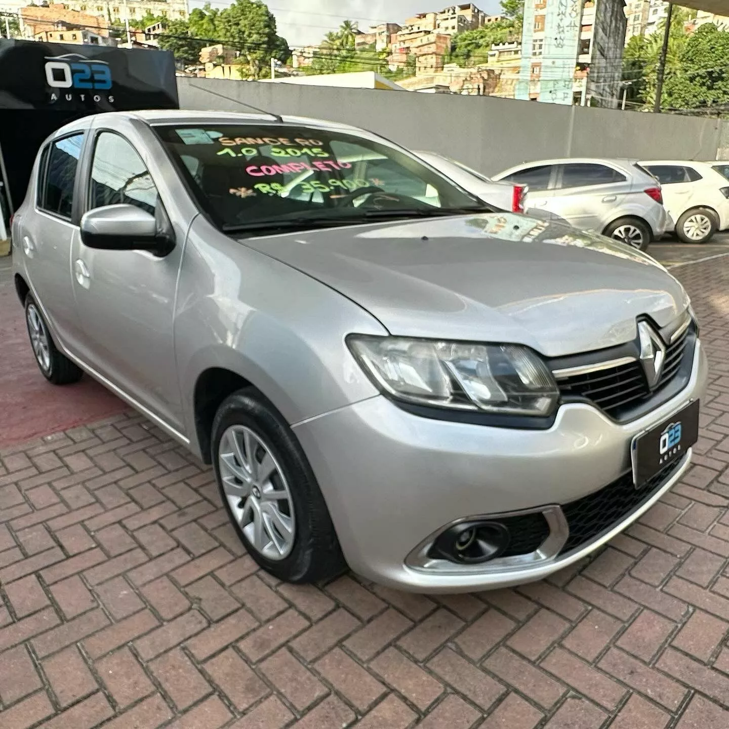 12 Carros Renault Sandero à venda em Salvador - Bahia