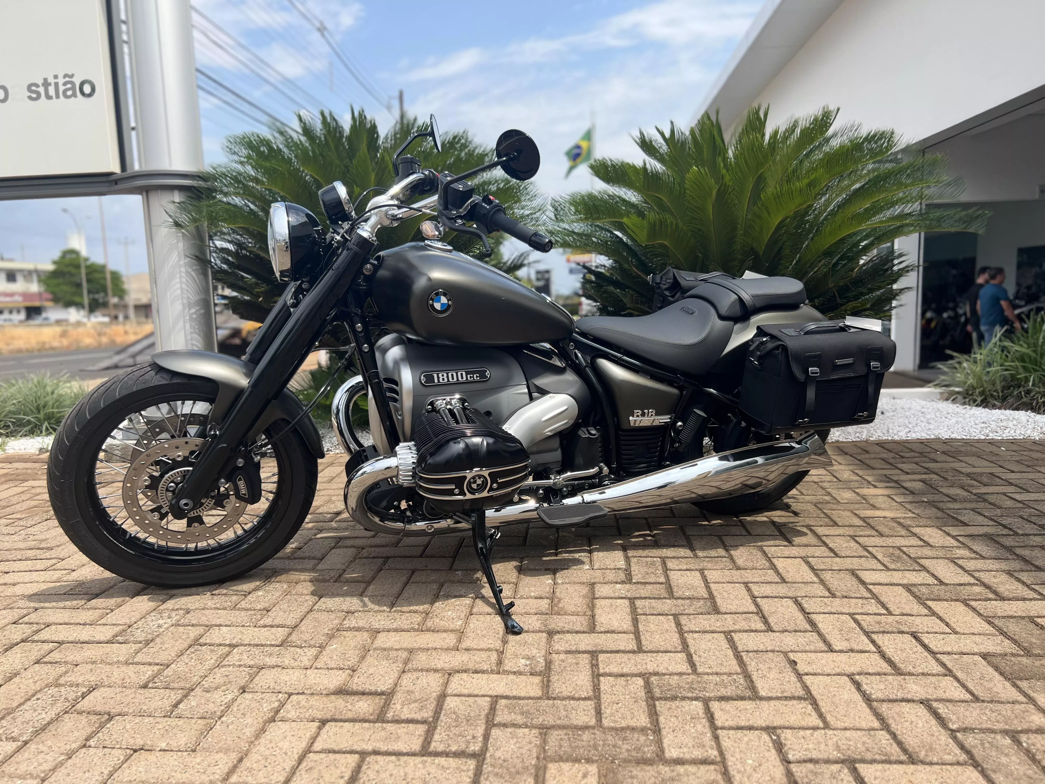 Moto BMW R 18 Pure - 2023 - 706743 - Maringá PR | Moto.com.br