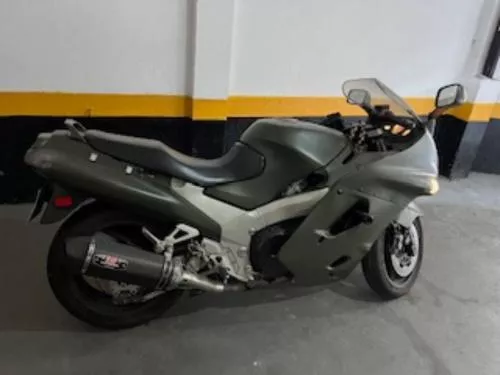 Moto Kawasaki Ninja ZX-11 1100 - 1996 - 779132 - São Caetano do