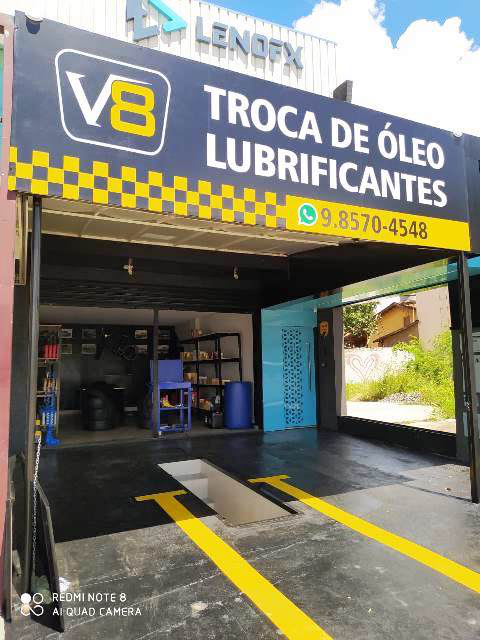 Fachada V8 Troca de Óleo e Lubrificantes